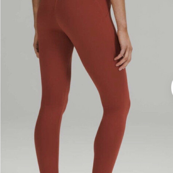 Lululemon InStill HR Tight 25” size 12 - Picture 2 of 4